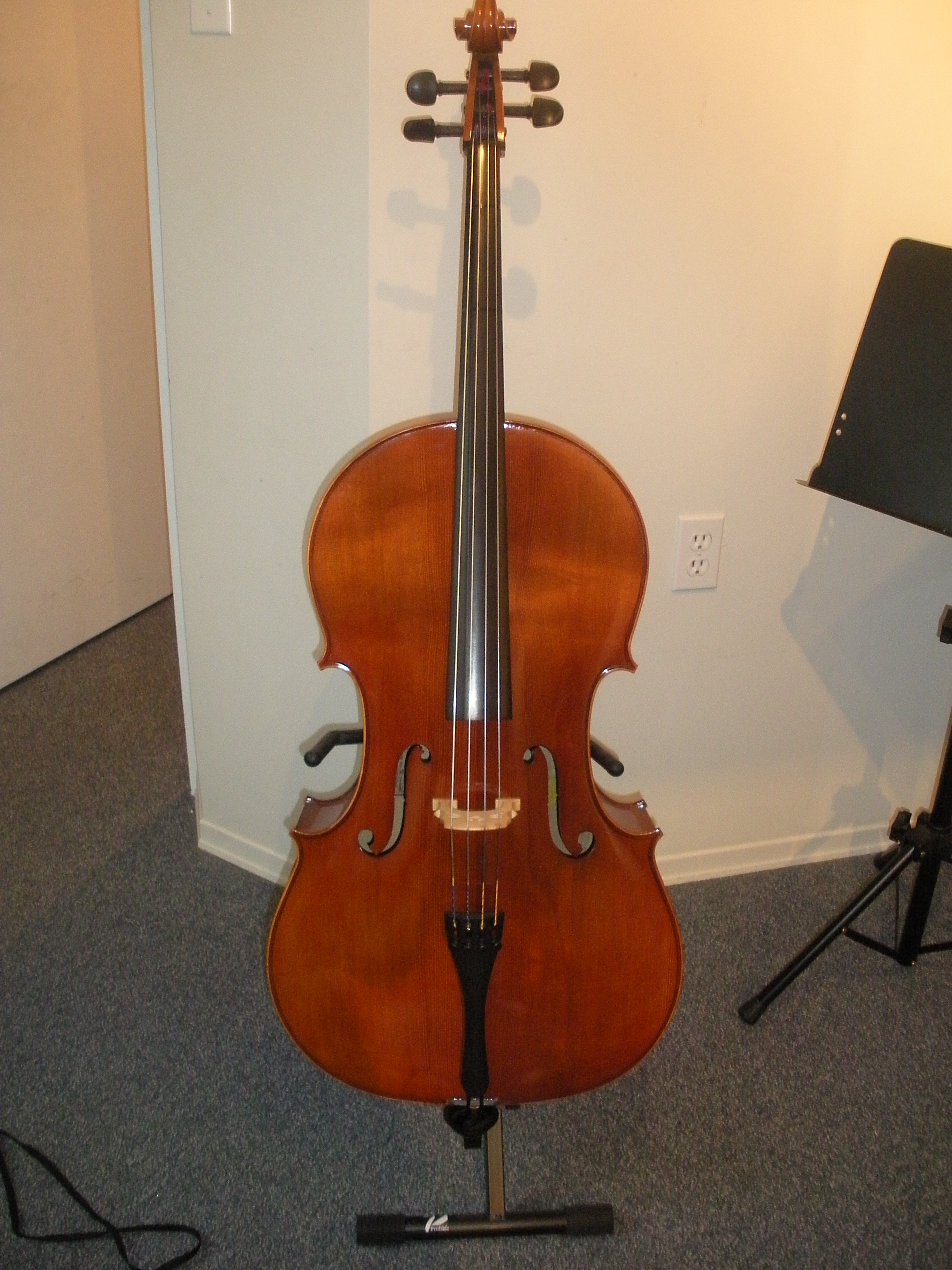 Samuel Eastman 100 Cello Outfit for Sale almost new!